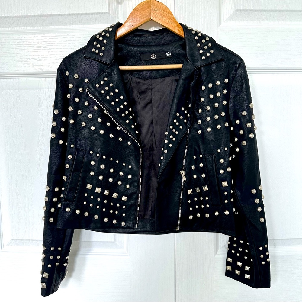 Faux leather studded jacket 😎